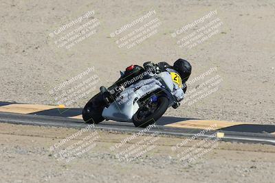 media/Oct-05-2025-CVMA (Sun) [[beeef4f201]]/Race 15-Amateur Formula Middleweight/